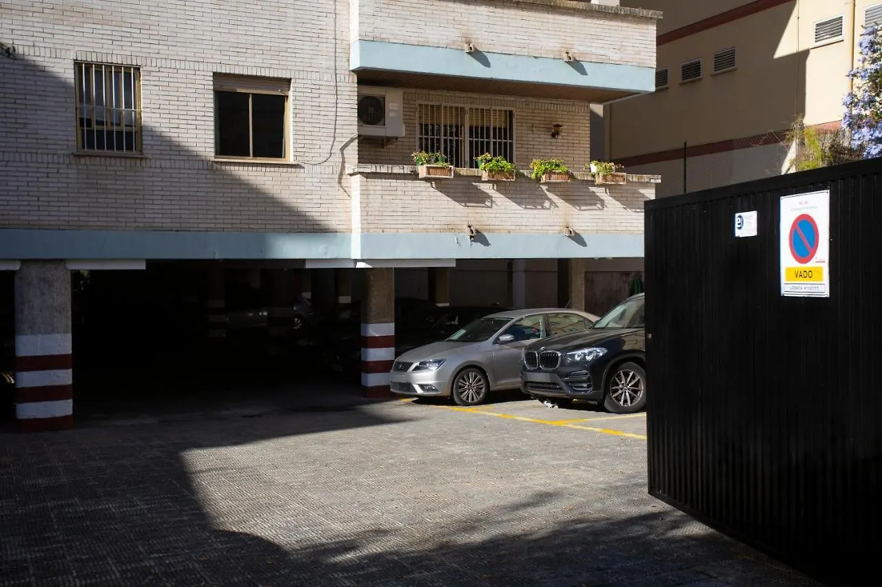 Borbolla Sevilla Urban - Parking Lejlighed