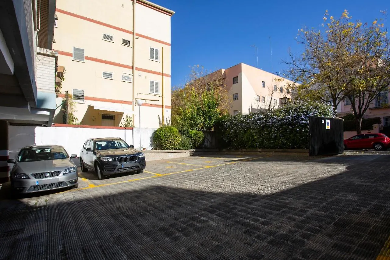 Borbolla Sevilla Urban - Parking İspanya